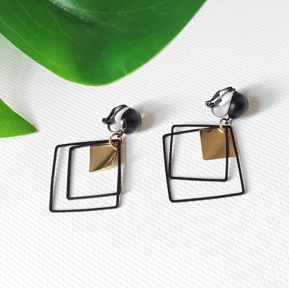 clip on earrings Jewelry - Clip On Dangling Lightweight Earrings